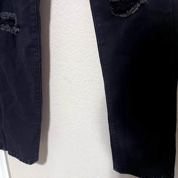 Black Distressed Jeans Womens Sz 28 Straight leg High Rise Destroyed Grunge - Picture 3 of 8